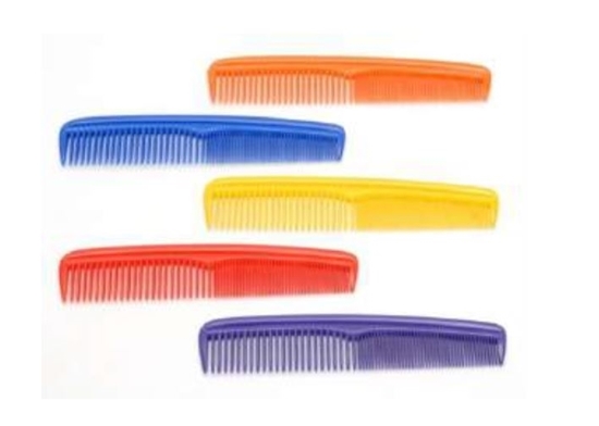 Picture of £0.39 POCKET COMBS ASSTD LOOSE