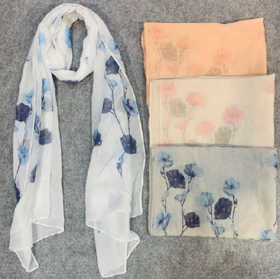 Picture of £6.99 ORCHARD SCARVES 4 ASST (12)