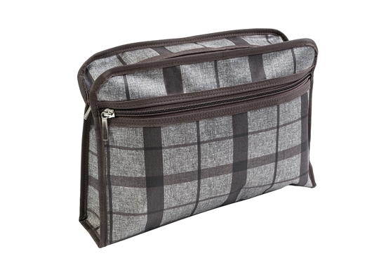 Picture of £5.99 GENTS GRAND PRIX TOILET BAG