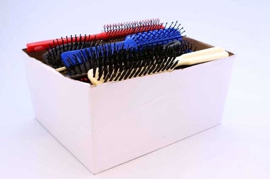 Picture of £0.79 HAIR BRUSHES ASSTD BOX (24)