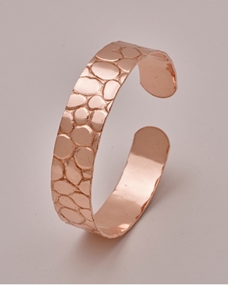 Picture of £4.99 COPPER BANGLE 1/2 PEWTER PATTERN