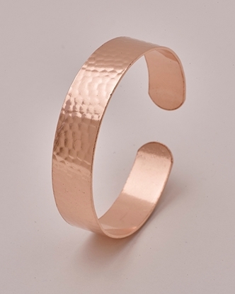 Picture of £4.99 COPPER BANGLE 1/2 BEATEN PATTERN