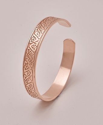 Picture of £5.99 COPPER BANGLE 3/8 CELTIC  PATTERN