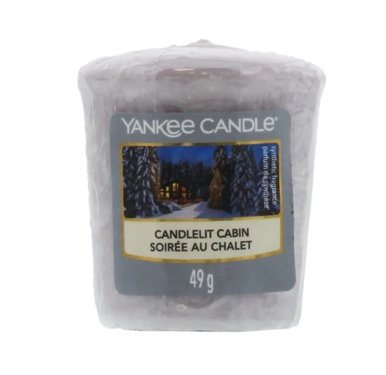 Picture of £1.00 YANKEE 49g CANDLE CANDLELIT CABIN