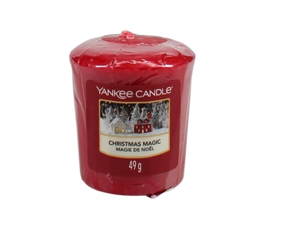 Picture of £1.00 YANKEE 49g CANDLE CHRISTMAS MAGIC