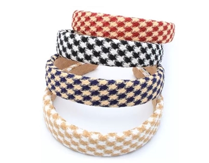 Picture of £2.99 HOUNDSTOOTH ALICE BAND 3cm